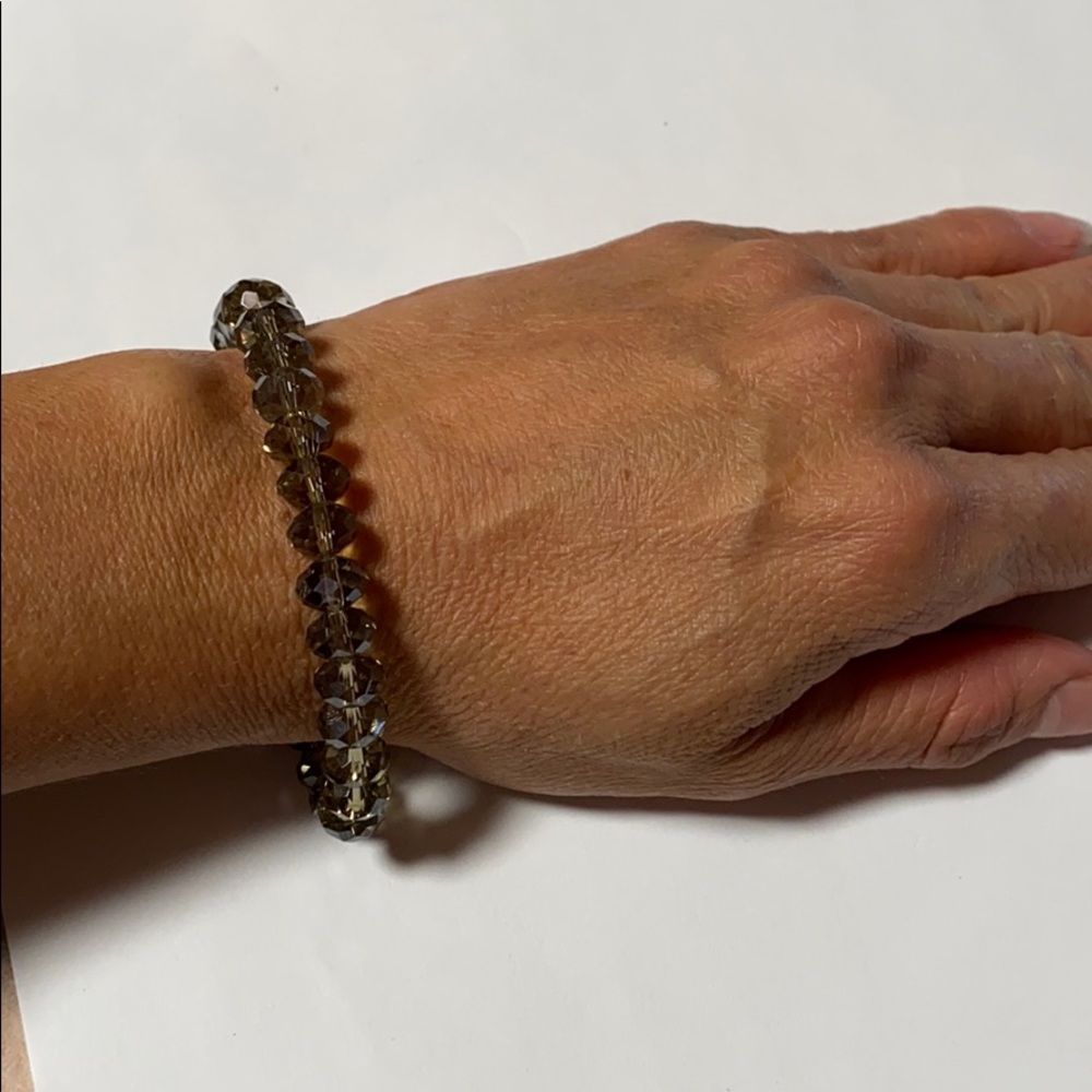 Bead bracelet